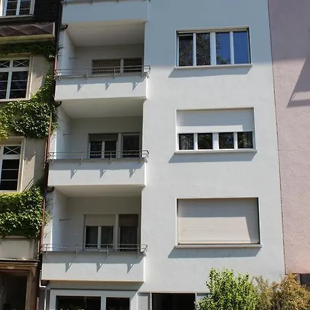 Rent-a-home Schweizergasse 아파트